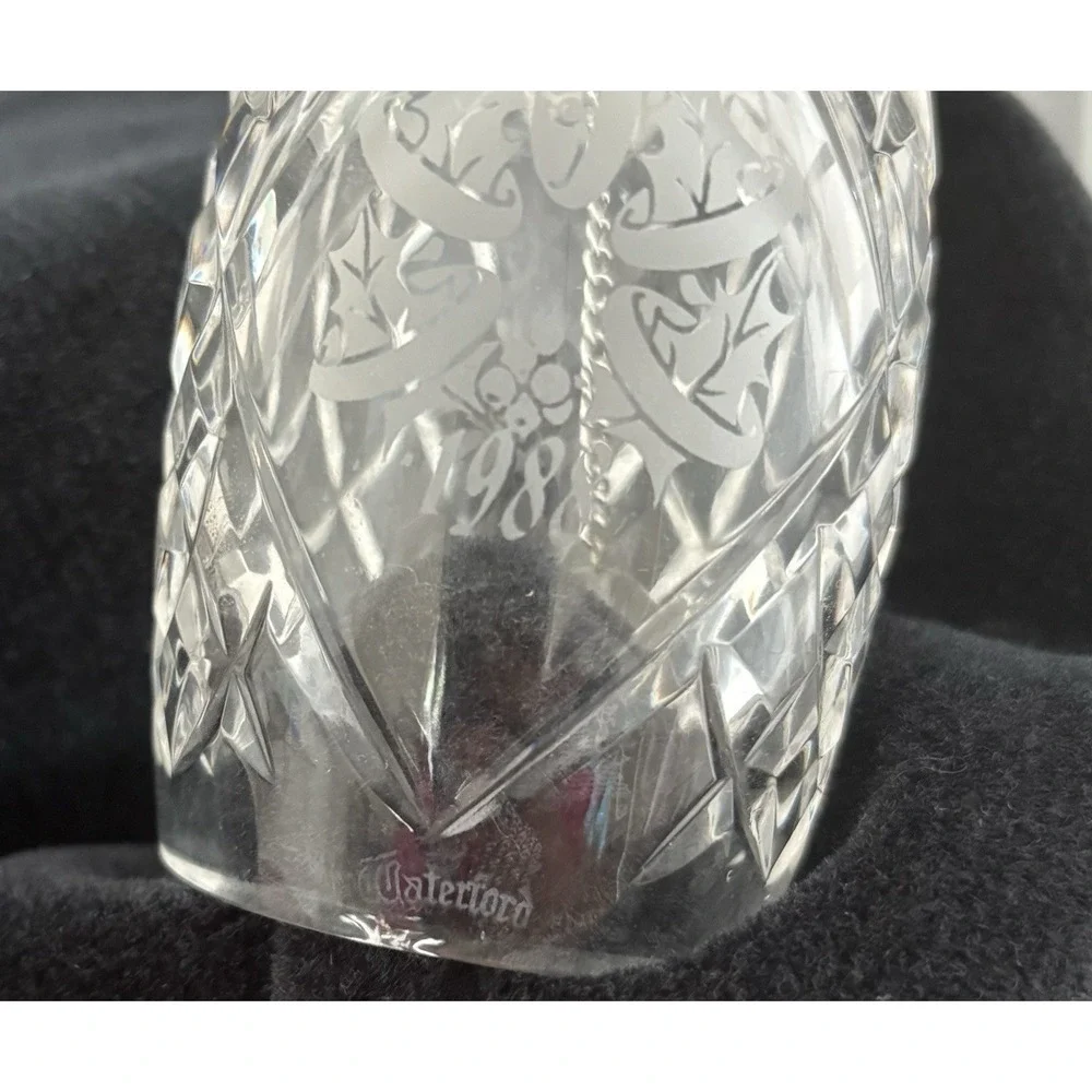 Waterford Crystal Twelve Days of Christmas Bell 1988 5 Golden Rings Design